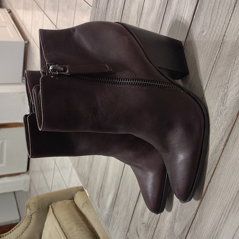New Naturalizer Freya Leather Booties In Dark Brown Size Woman's 10 - Picture 7 of 14